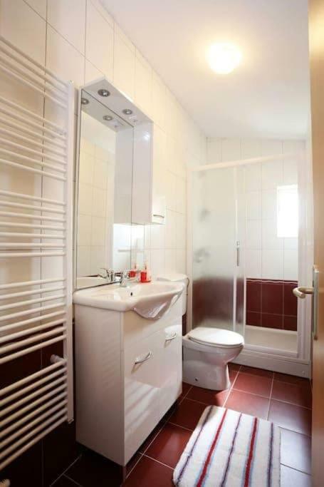 Apartmani Lili Sukošan Zewnętrze zdjęcie