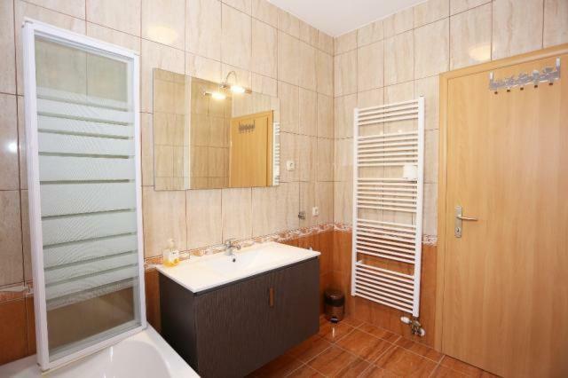 Apartmani Lili Sukošan Zewnętrze zdjęcie