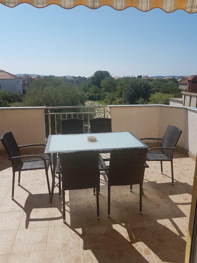 Apartmani Lili Sukošan Zewnętrze zdjęcie