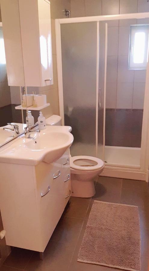 Apartmani Lili Sukošan Zewnętrze zdjęcie