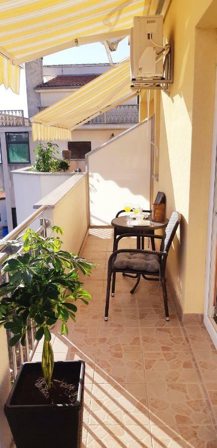 Apartmani Lili Sukošan Zewnętrze zdjęcie